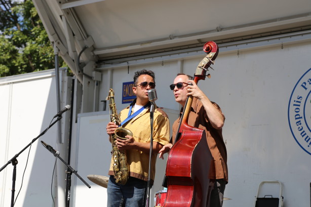 The Jaztronauts perform at the Fulton Festival – A Good Cause for a friendly neighborhood